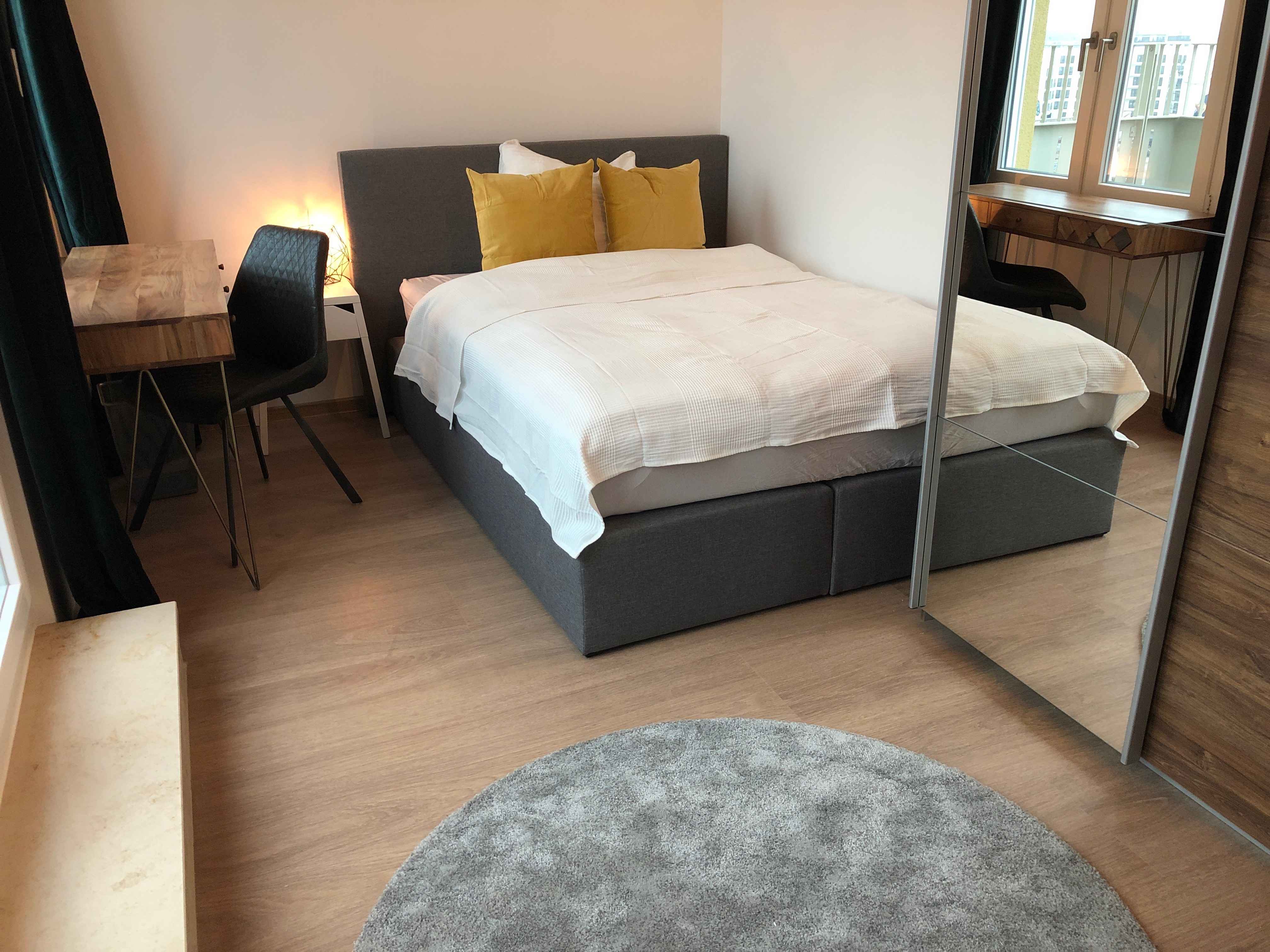 Marketing picture of unit DE-01-006-012-04HF